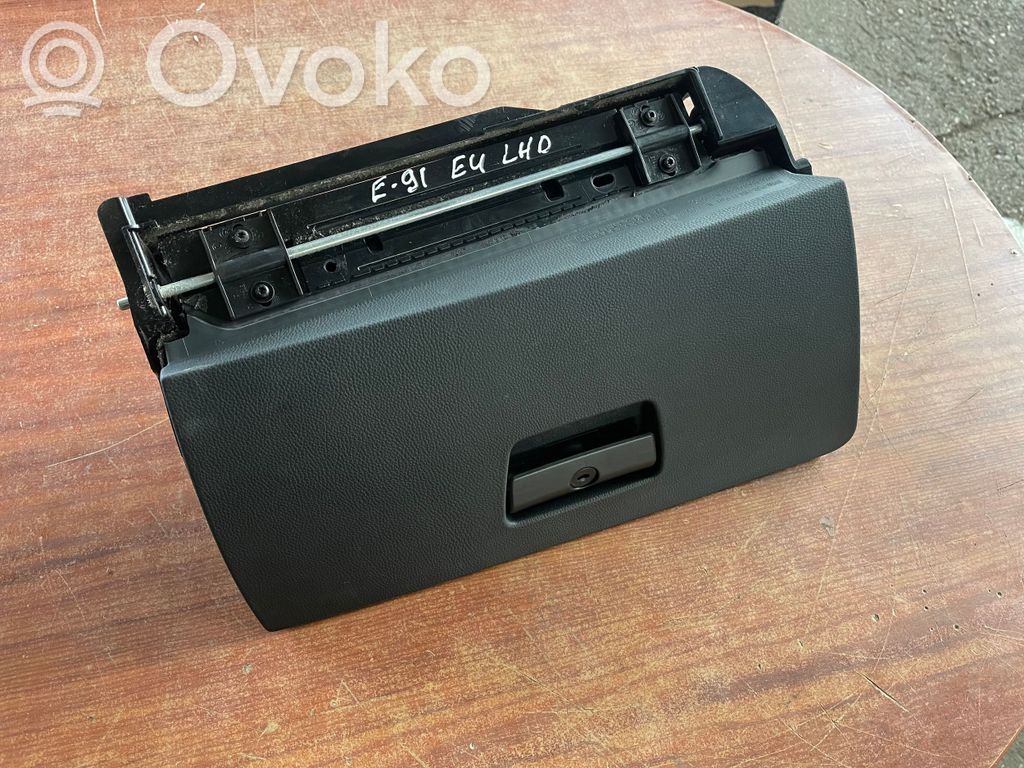 BMW 3 E90 E91 Glove box 