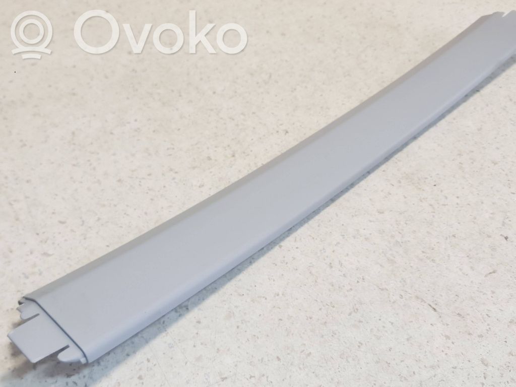 BMW 3 E90 E91 Tailgate trim 