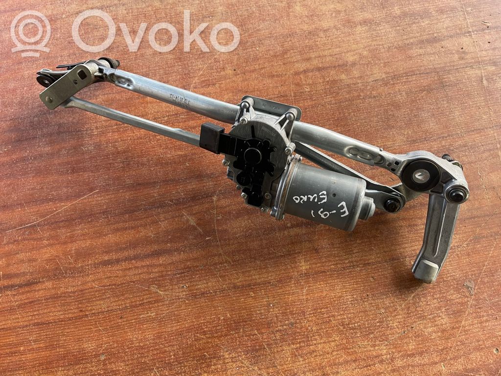 BMW 3 E90 E91 Front wiper linkage and motor 