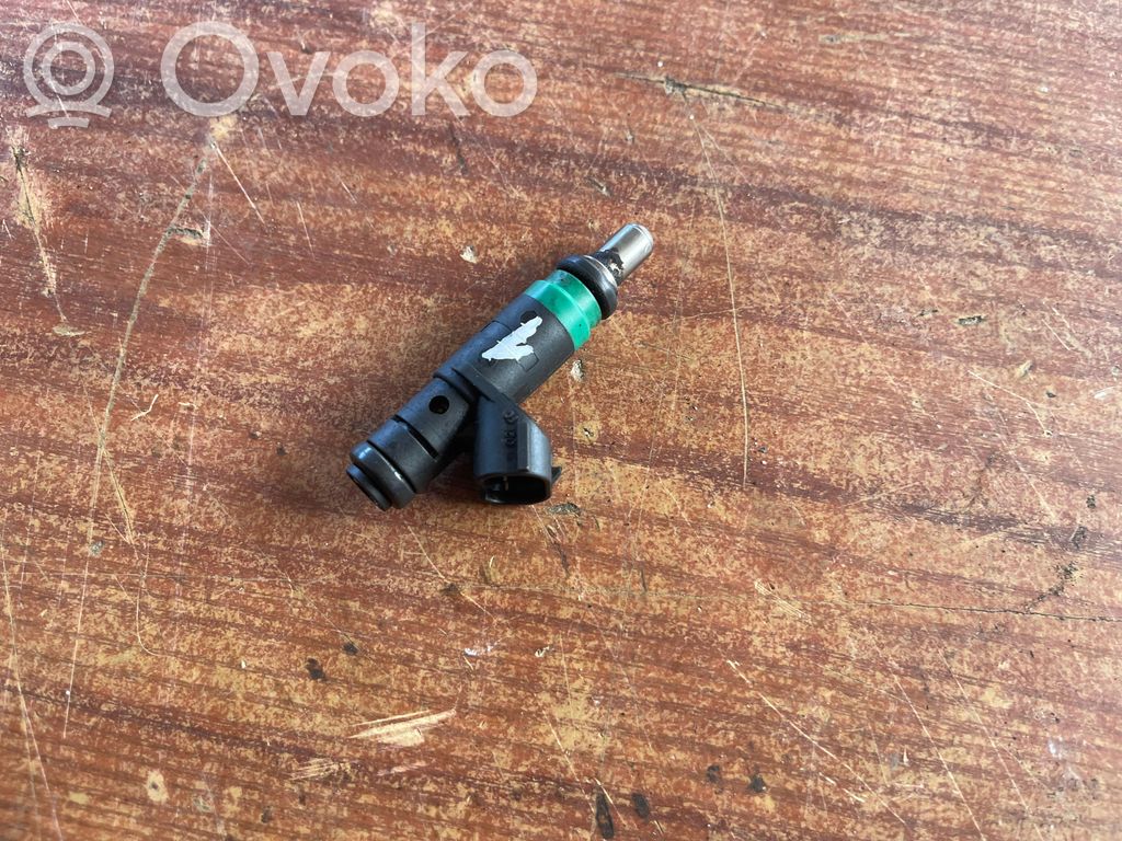 Audi A6 S6 C5 4B Inyector de combustible 