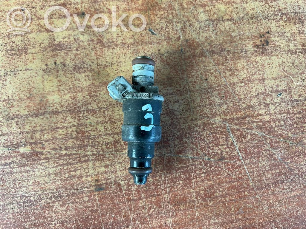 Audi A4 S4 B5 8D Inyector de combustible 