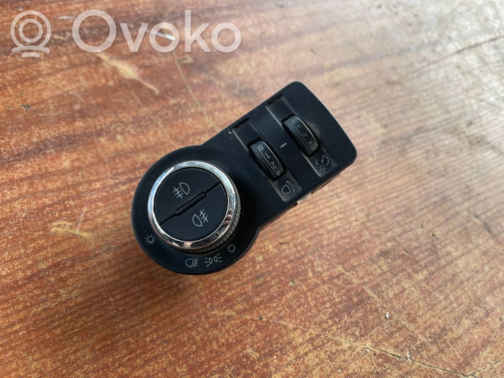 Chevrolet Orlando Interruptor de luz 