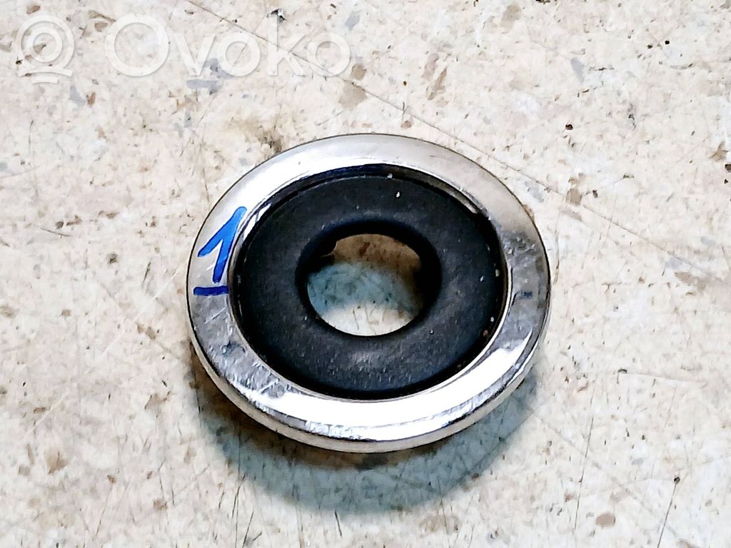 BMW 3 F30 F35 F31 Inne elementy wykończenia bagażnika 