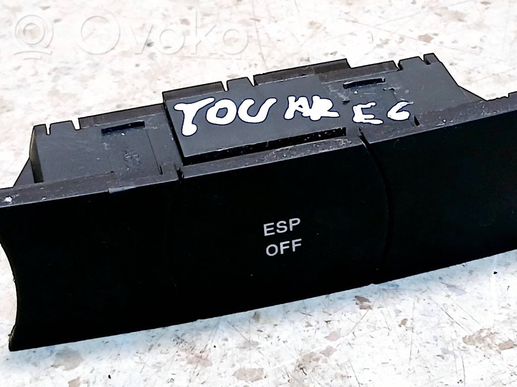 Volkswagen Touareg I ESP (stability program) switch 