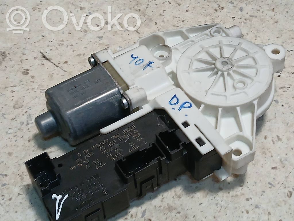 Peugeot 407 Silnik regulatora szyby drzwi przednich 