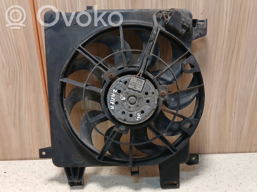 Opel Zafira B Elektryczny wentylator chłodnicy 