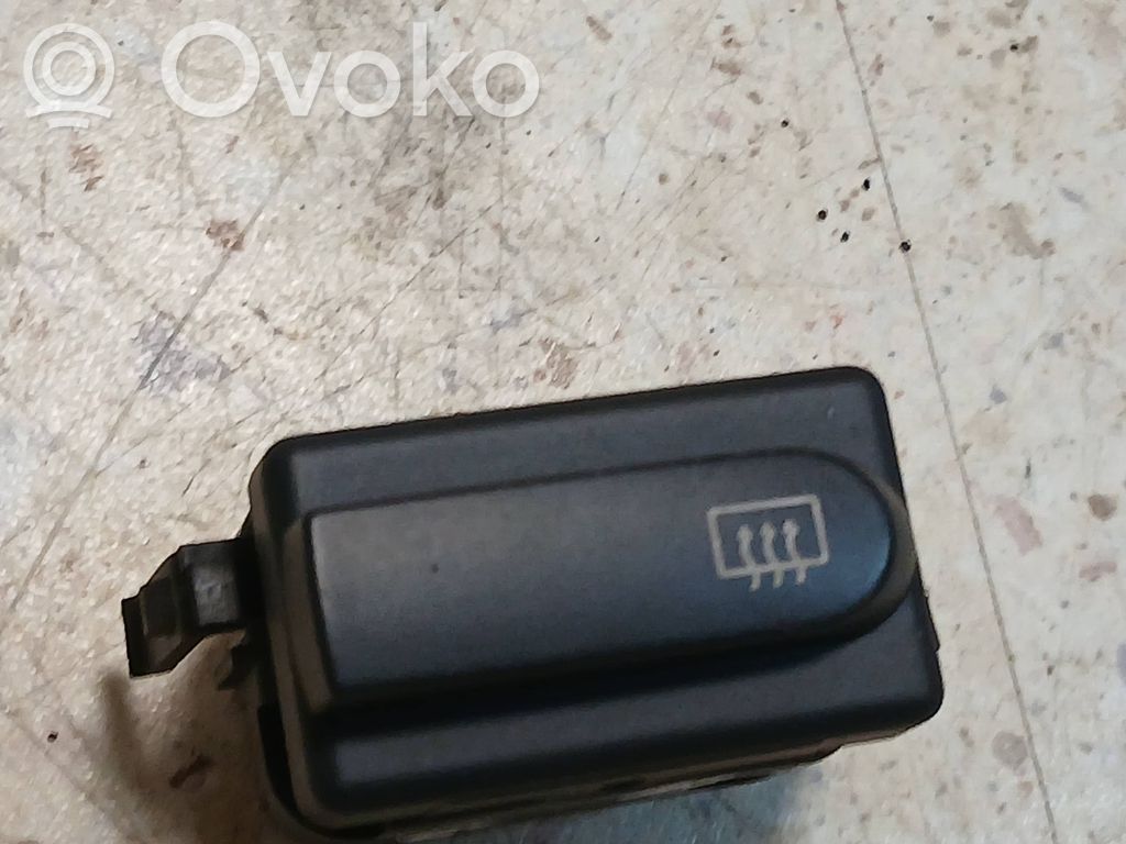 Renault Clio II Windscreen/window heater switch 