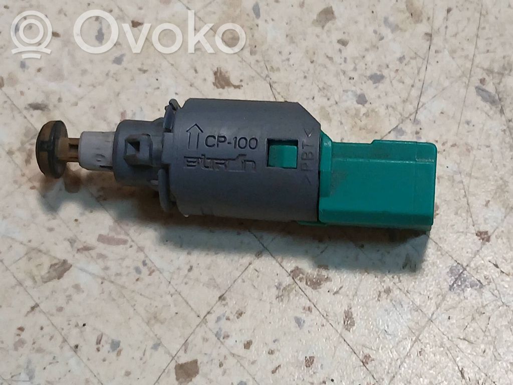 Renault Clio II Jarrupolkimen anturin kytkin 