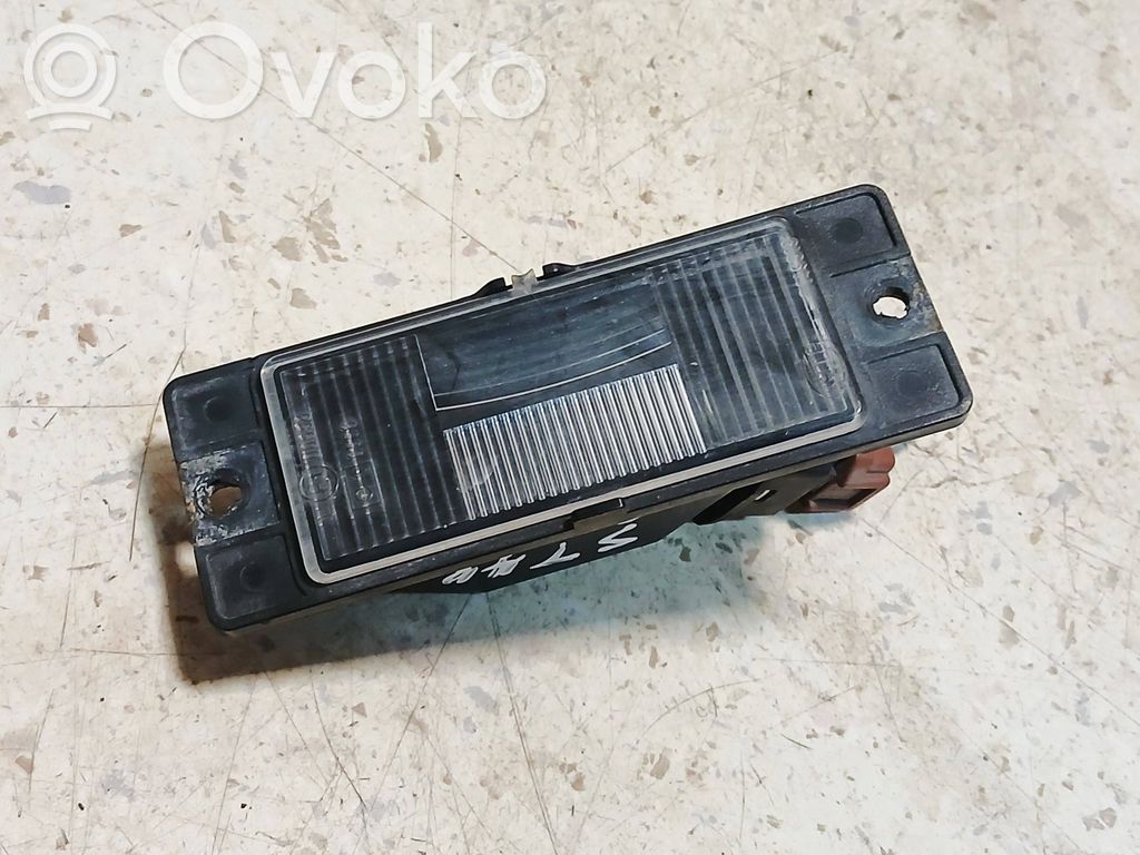 Mitsubishi Space Star Éclairage de plaque d'immatriculation 