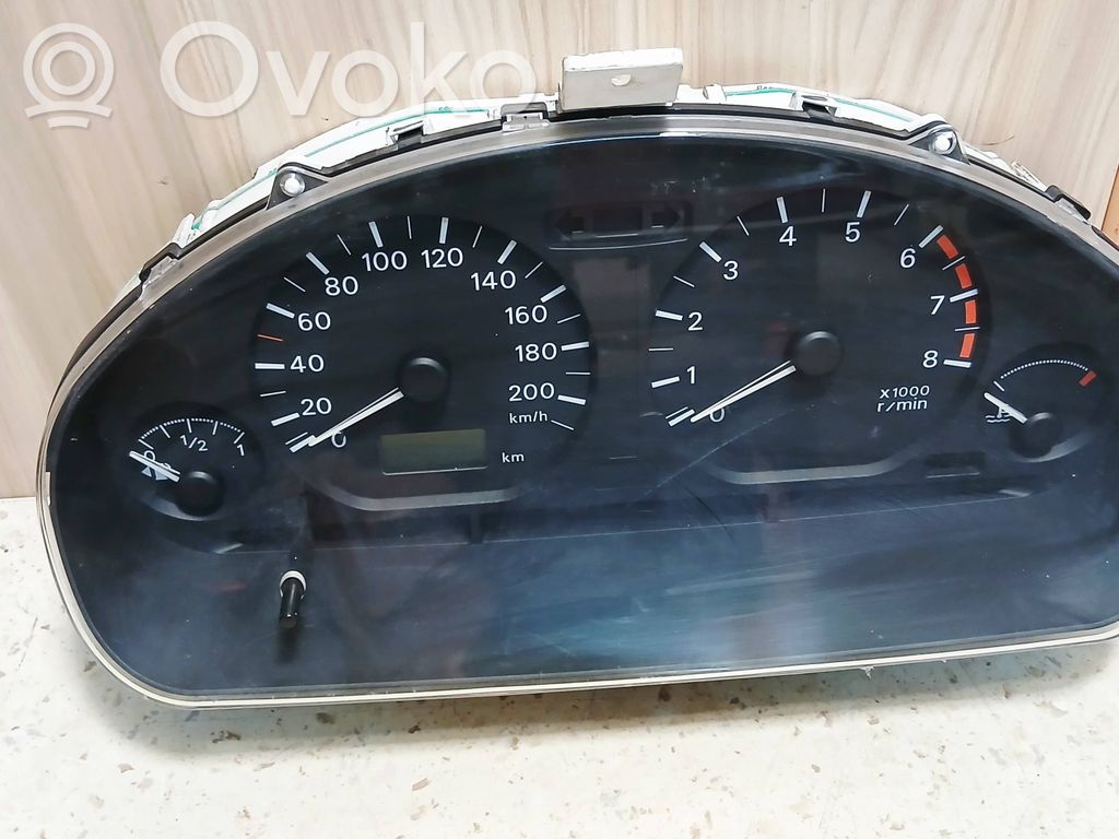 Mitsubishi Space Star Speedometer (instrument cluster) 