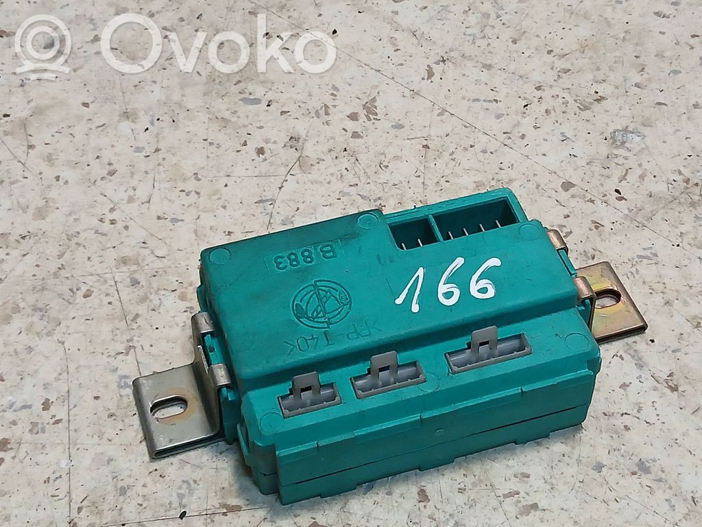 Muut ohjainlaitteet/moduulit   B883