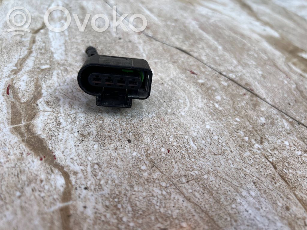 Volvo C40 Otros relés 