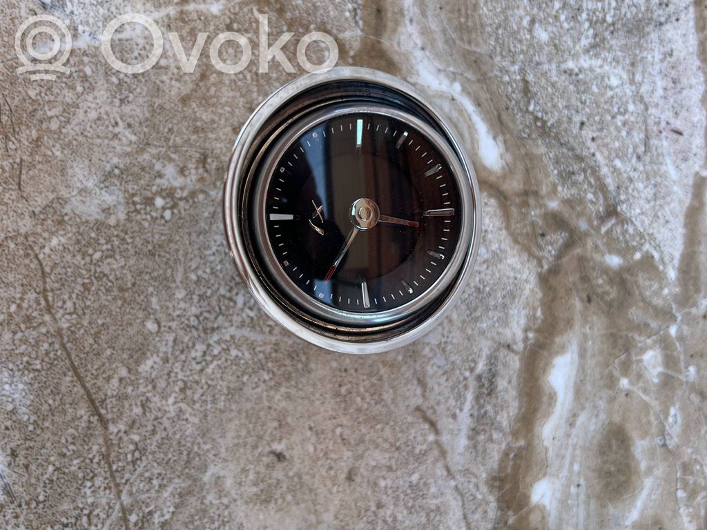 Jaguar XJ X351 Reloj 