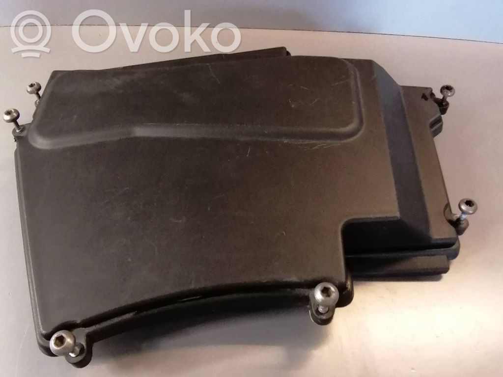 Dangtelis saugiklių dėžės   7520912,12907520912,58650910