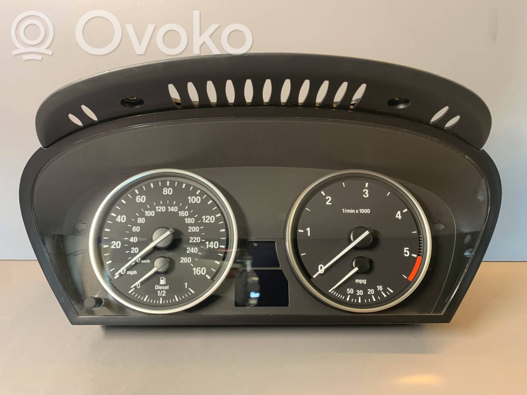 BMW 5 E60 E61 Nopeusmittari (mittaristo) 