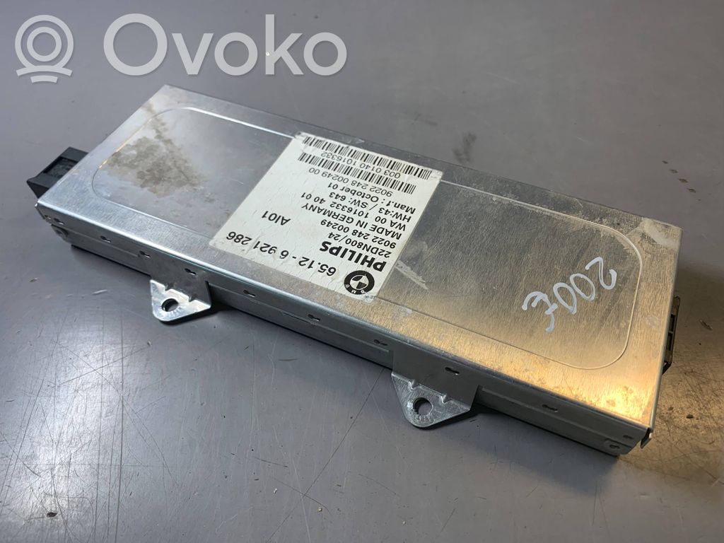 BMW 7 E65 E66 Aerial antenna amplifier 