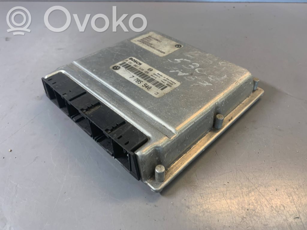 BMW 5 E39 Engine control unit/module 