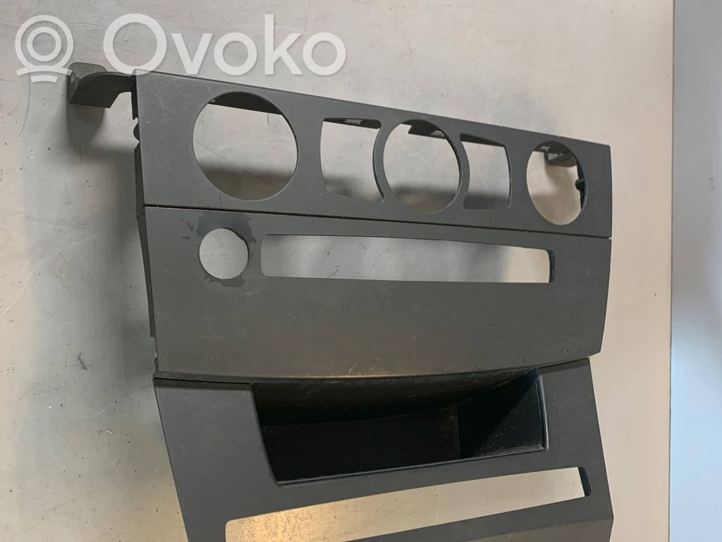 BMW 5 E60 E61 Panelės apdaila 