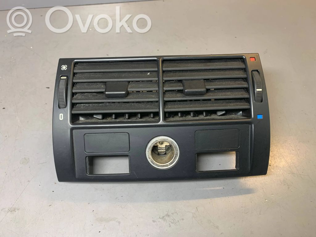 Rejilla de ventilación trasera   8370911,64228370911