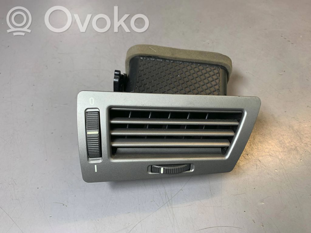 Šoninės oro grotelės   64226911242,6911242