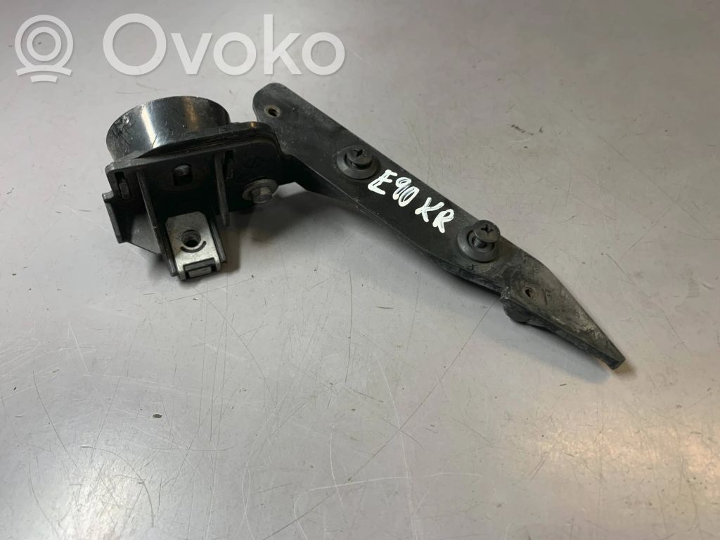 Priekšpusē bampera turētājs   7058447,51117058447