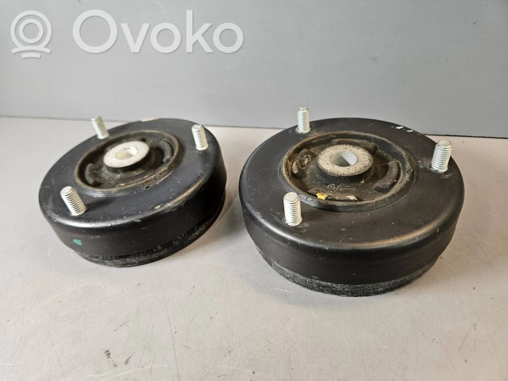 BMW 7 E38 Mocowanie amortyzatora przedniego osi tylnej 