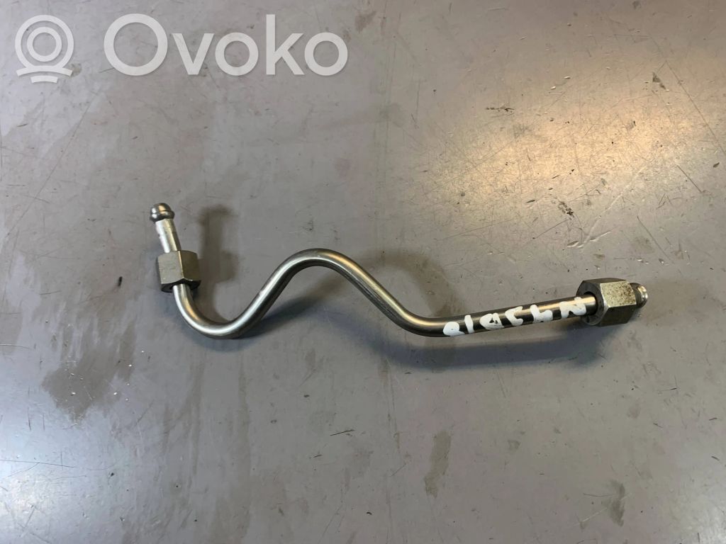BMW 3 E90 E91 Fuel main line pipe 