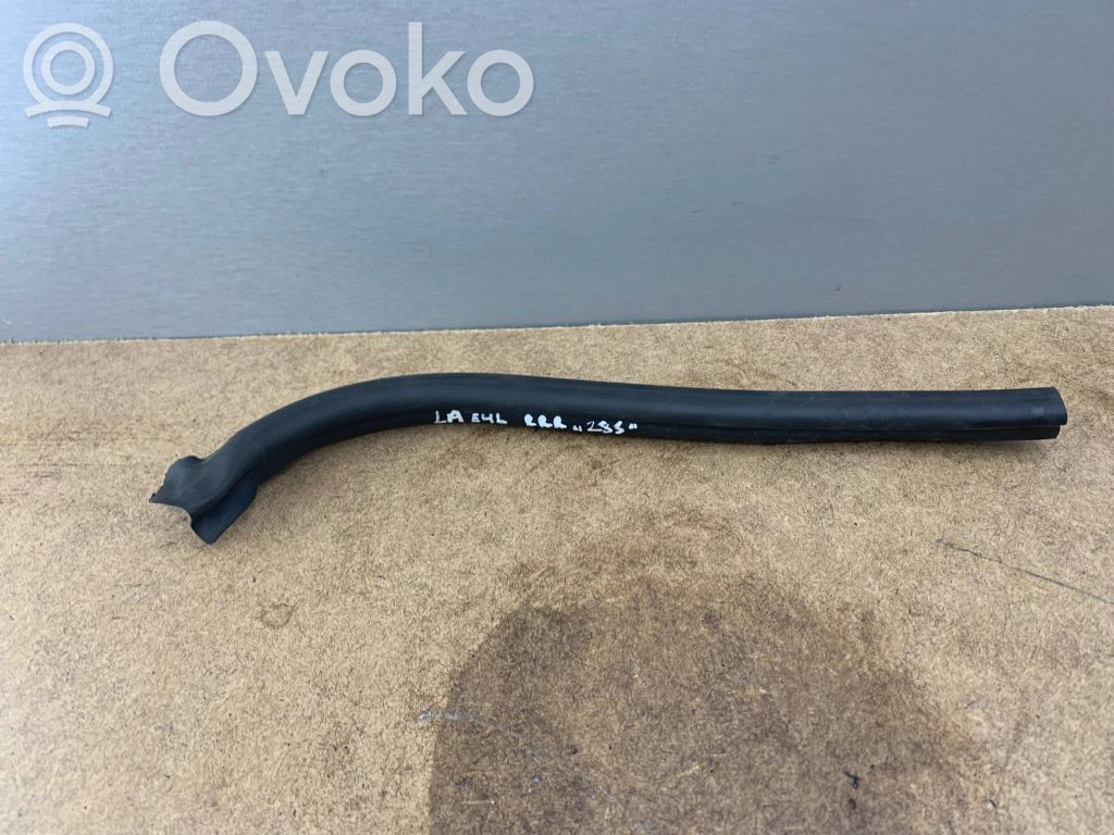 BMW 3 E46 Engine compartment rubber 