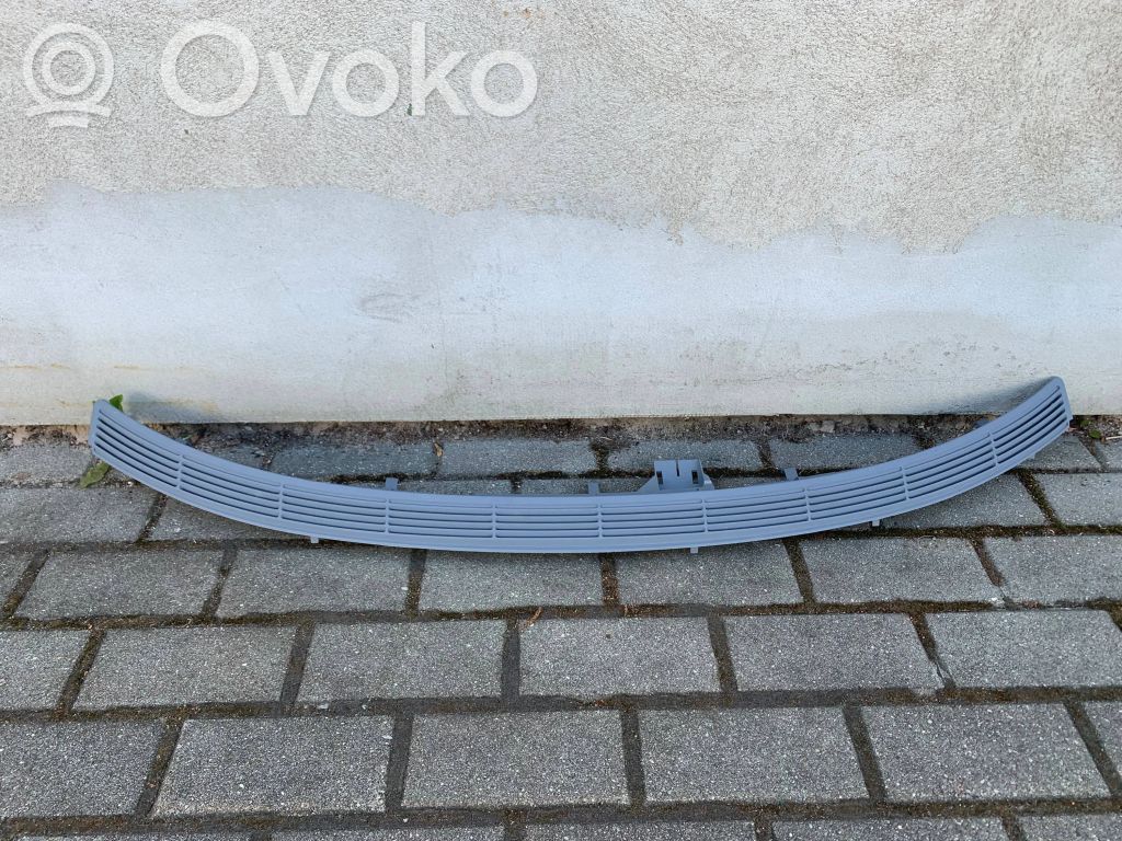 Wiper trim   8203763