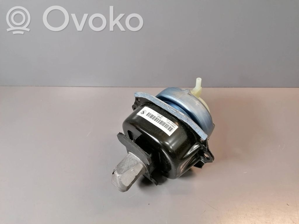 BMW X5 F15 Engine mount bracket 