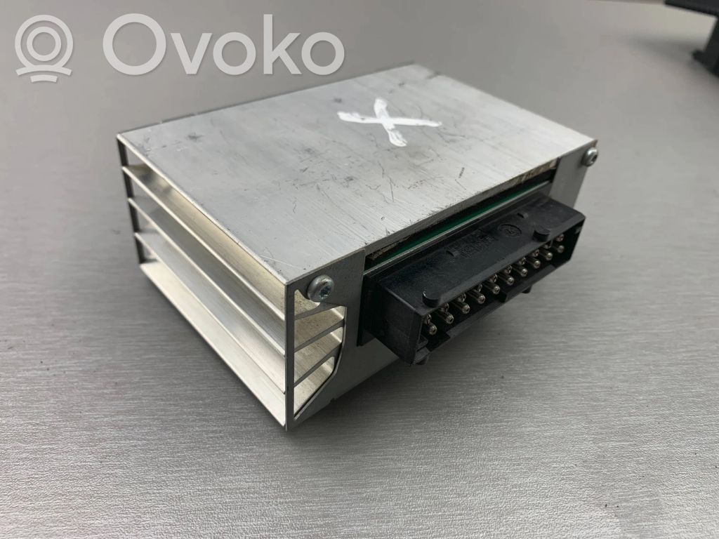 Garso stiprintuvas   65126920461,6920461,65129166176,65128386553,65129198762