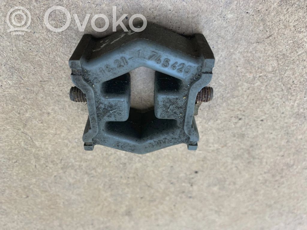 Muffler mount bracket/holder   1745426,18211745426