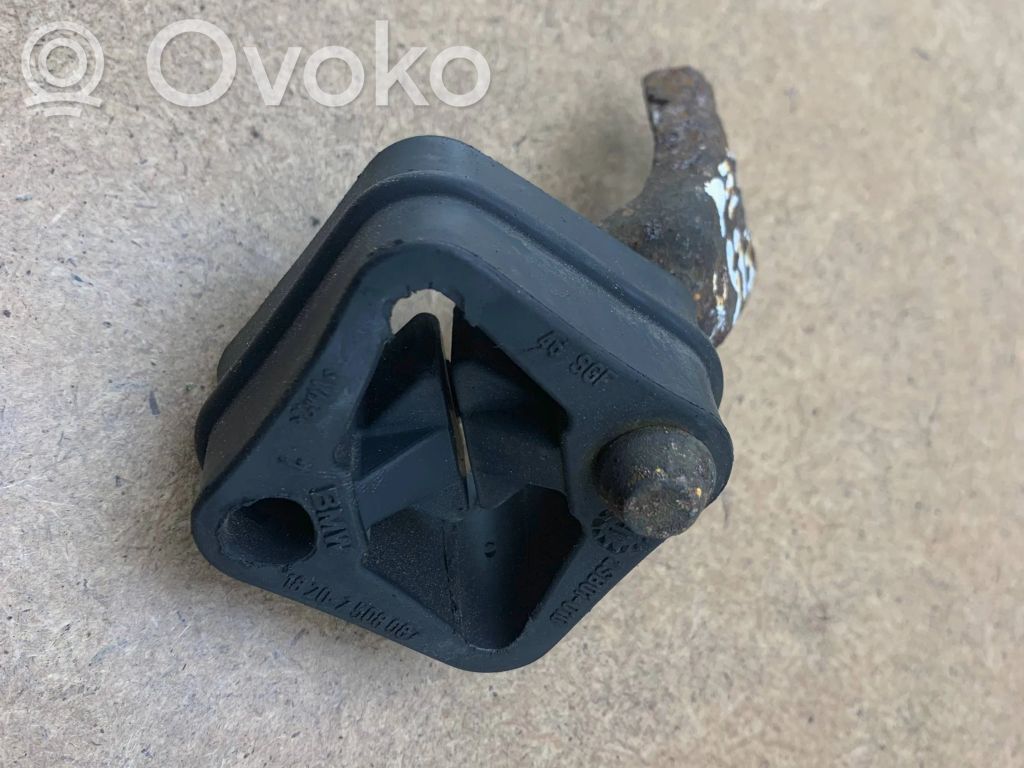 Muffler mount bracket/holder   7508087,18207508087,18207578238,18200154321