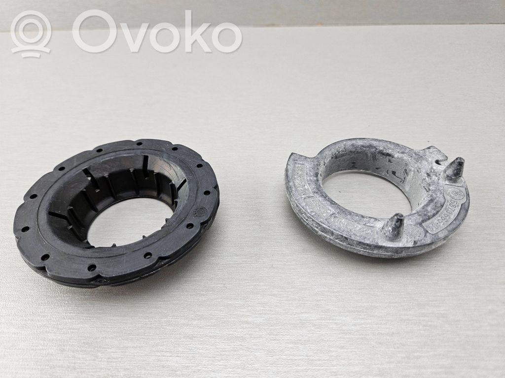 BMW 2 F45 Podkładka / Gniazdo sprężyny tylnej 