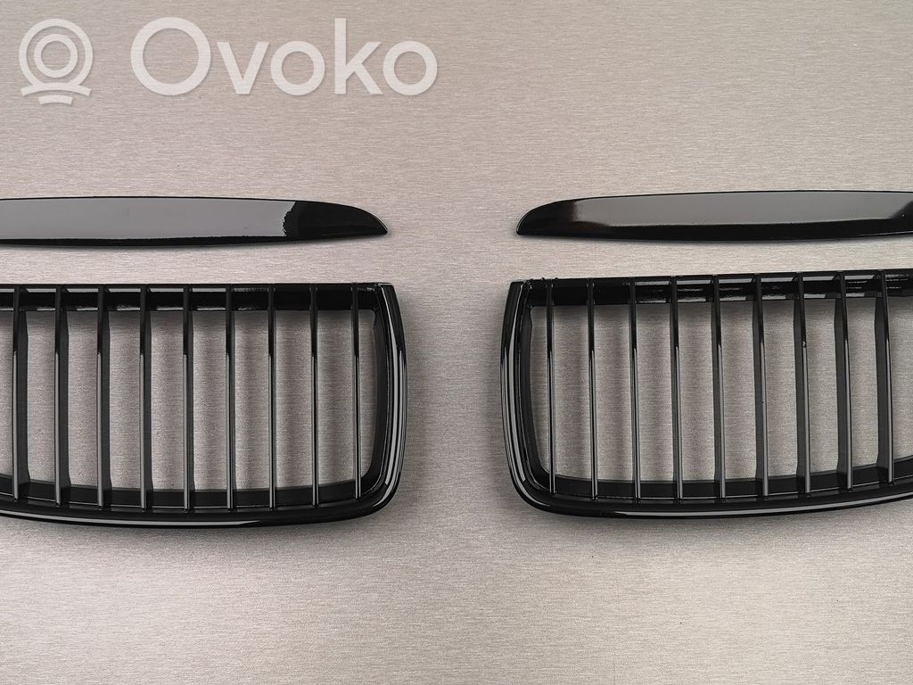 Oberes Gitter vorne   51137120007,7120007,51137120008,51137117241,51137117242,51137120009,51137120010,7117241,7117242,7120008,7120009,7120010