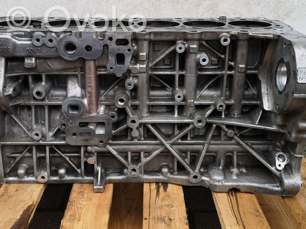 BMW 7 F01 F02 F03 F04 Blok silnika 
