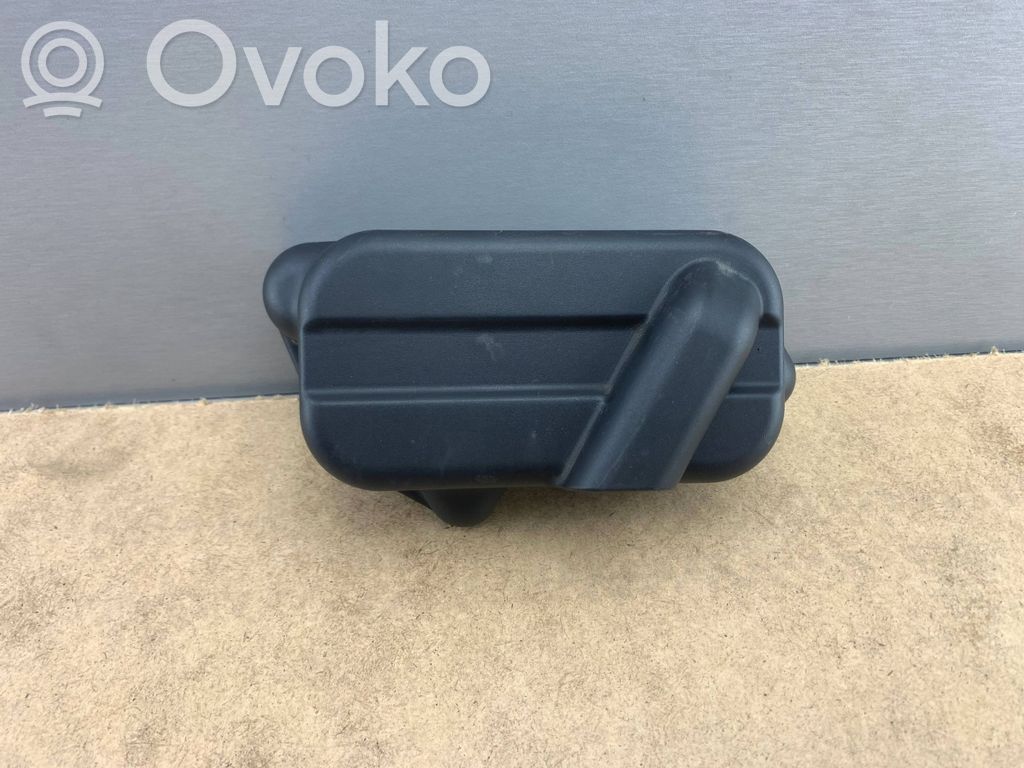 BMW 5 E60 E61 Other engine bay part 