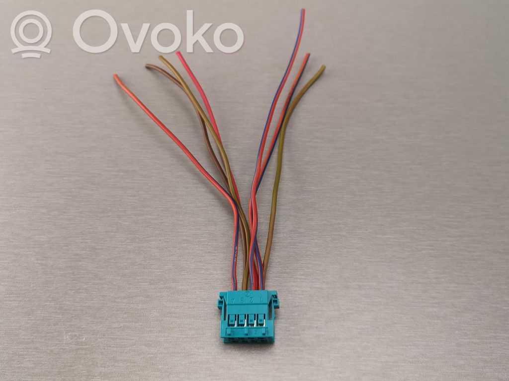 BMW 5 E60 E61 Tail light bulb cover holder 