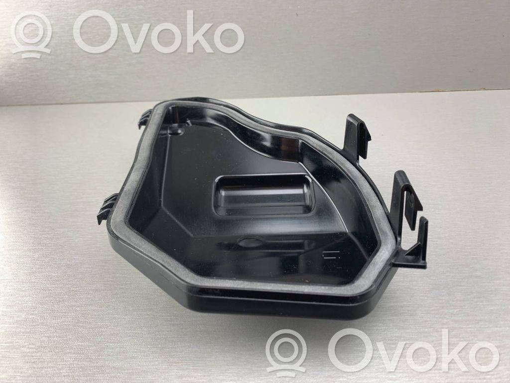 BMW 5 E60 E61 Headlight/headlamp dust cover 