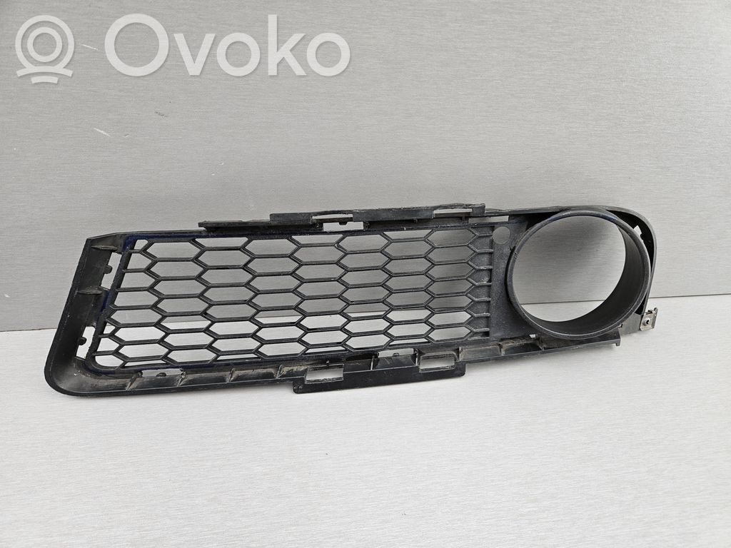 BMW 3 E90 E91 Pretmiglas luktura dekoratīvais režģis 