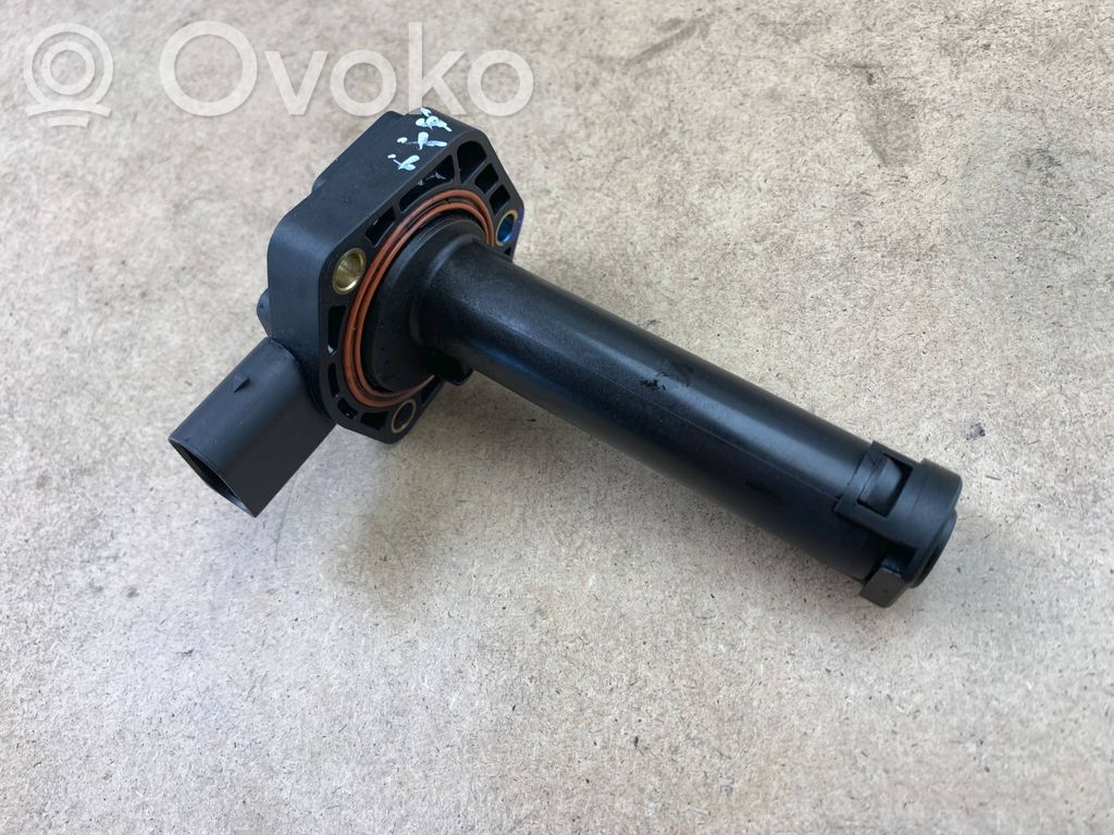 Oil level sensor   7567723,12617567723,12617607910,0148464,0400034,0412430,0422012,12610148464,12610400034,12610412430,12610422012,12617636295,12618507675,12618608780,7607910,7636295,8507675,8608780