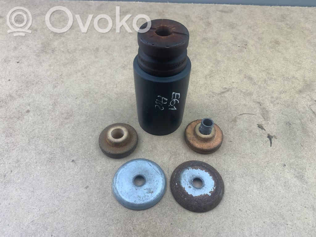 BMW 5 E60 E61 Galinė amortizatoriaus cilindro apsauga 