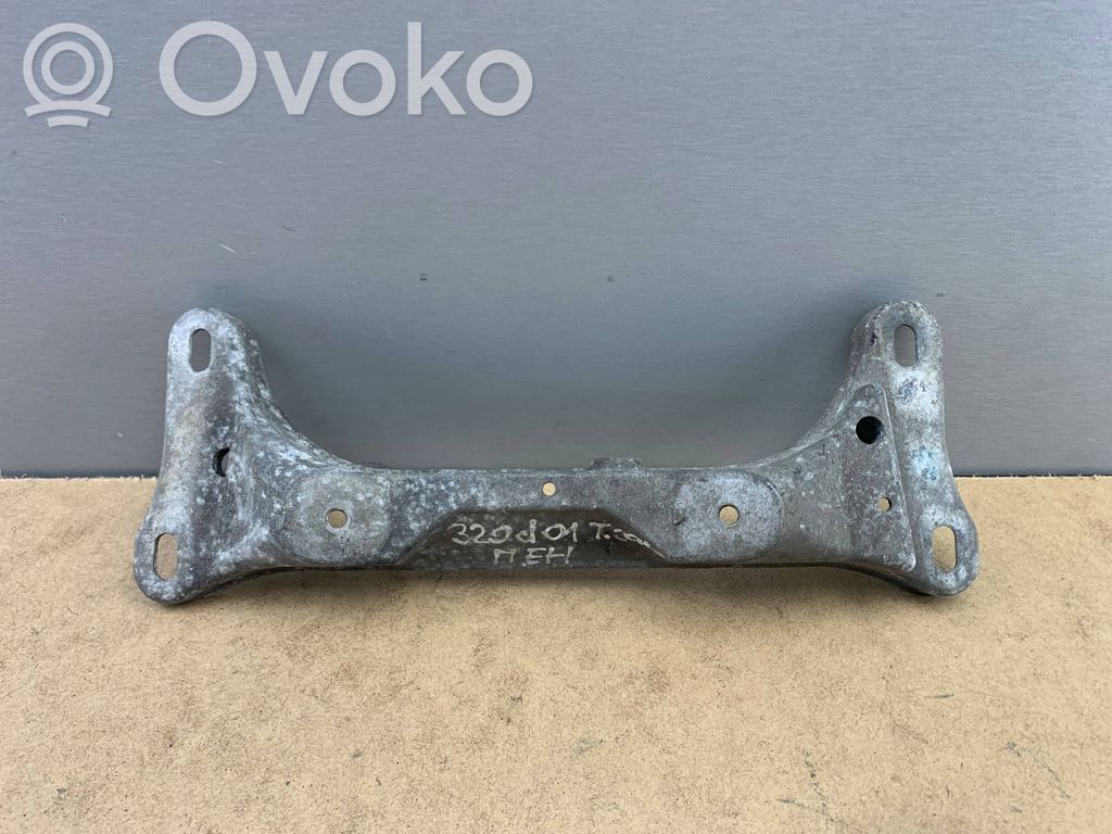 BMW 3 E46 Gearbox mounting bracket 