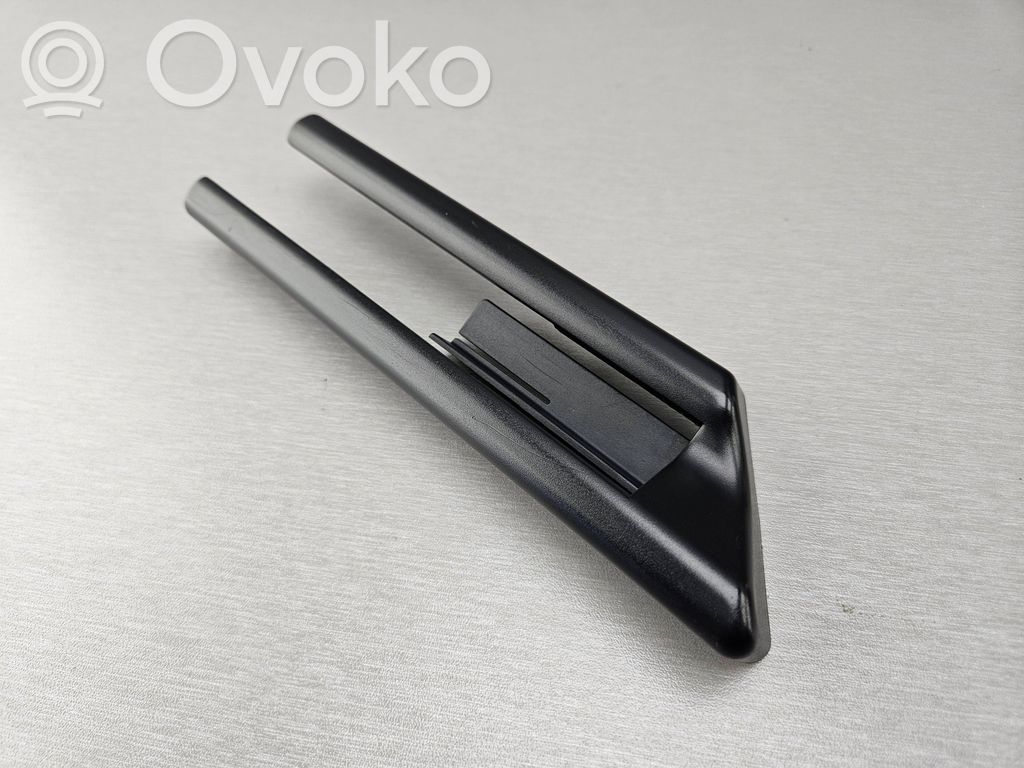 BMW 7 E65 E66 Front driver seat rail 