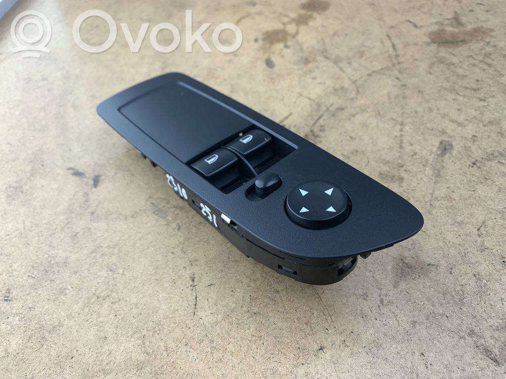 BMW 1 E81 E87 Electric window control switch 