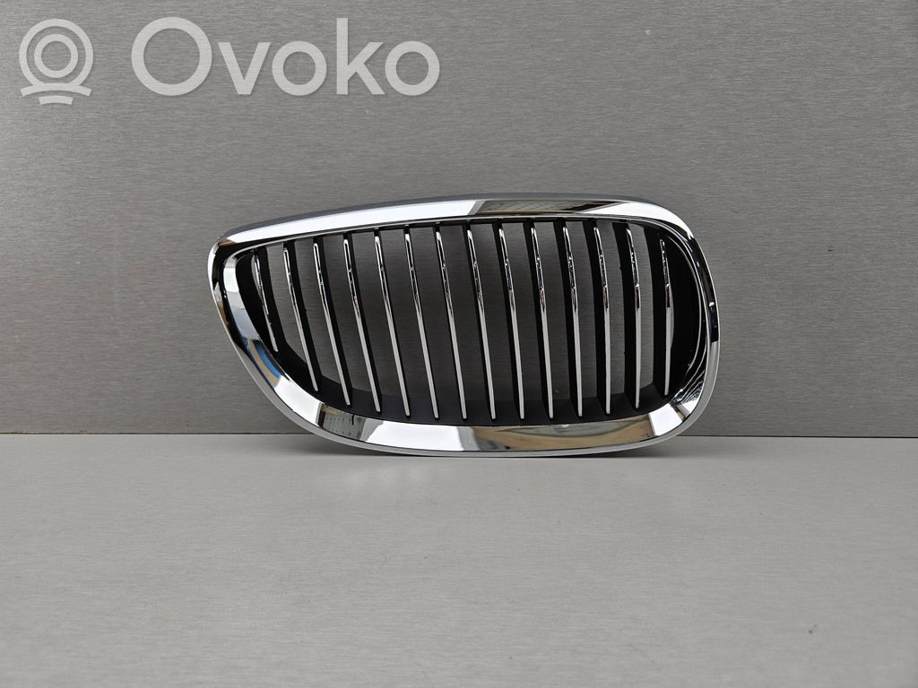 BMW 3 E92 E93 Front bumper upper radiator grill 