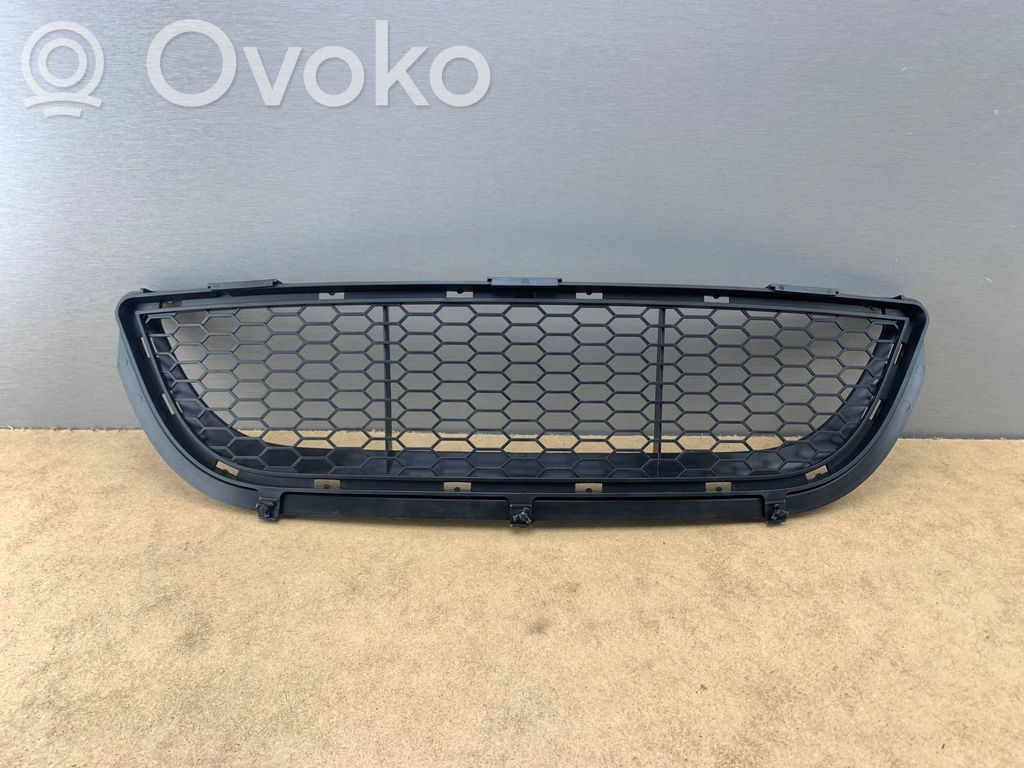 BMW 3 E90 E91 Front bumper lower grill 
