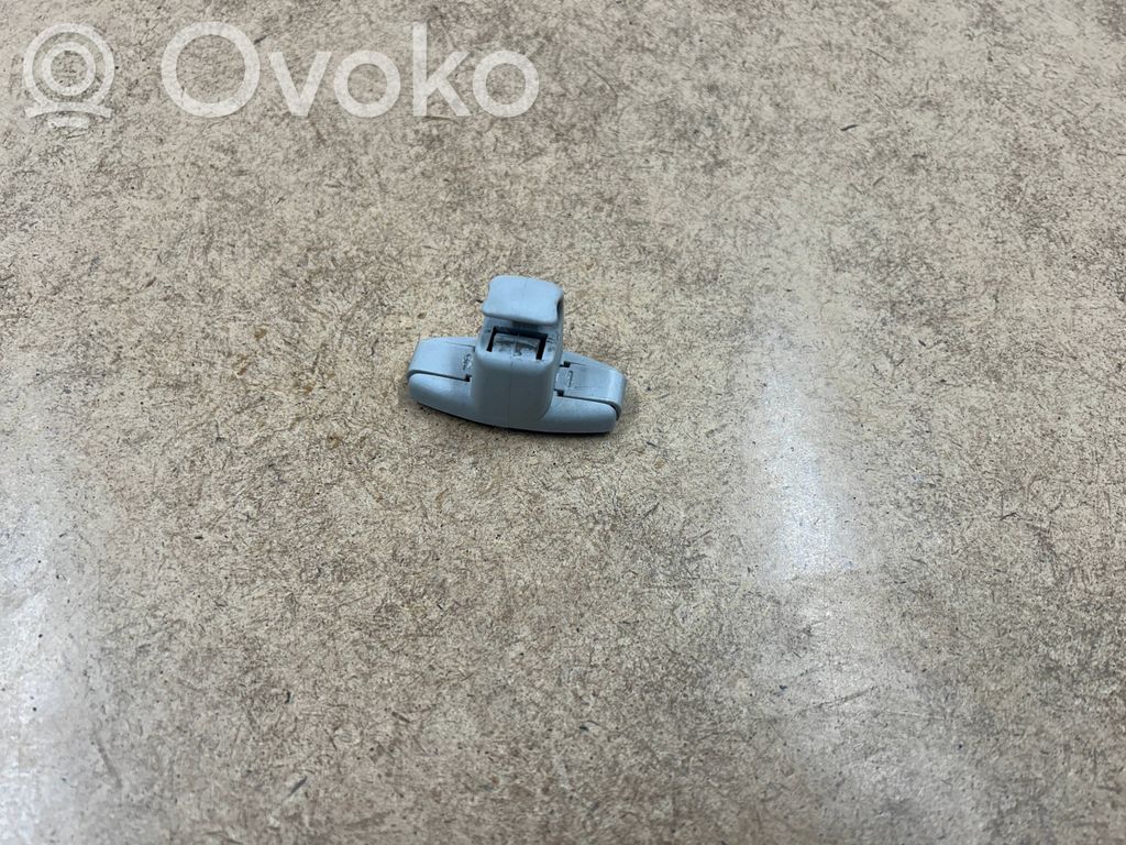 BMW 3 E46 Sun visor clip/hook/bracket 