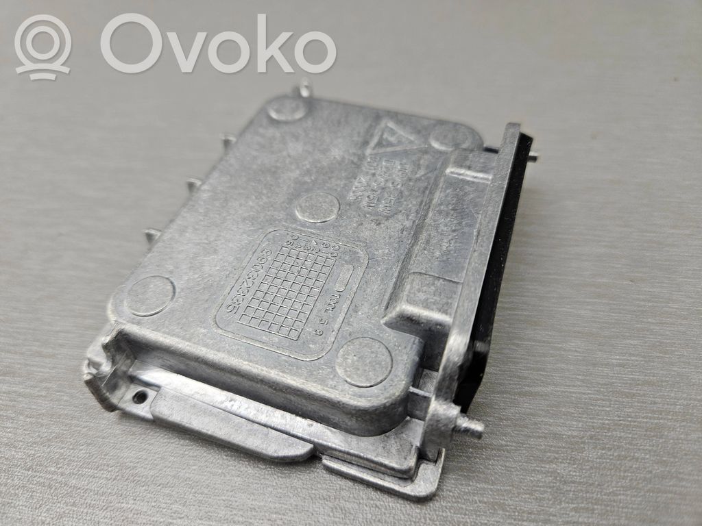 BMW 1 E81 E87 Moduł poziomowanie świateł Xenon 