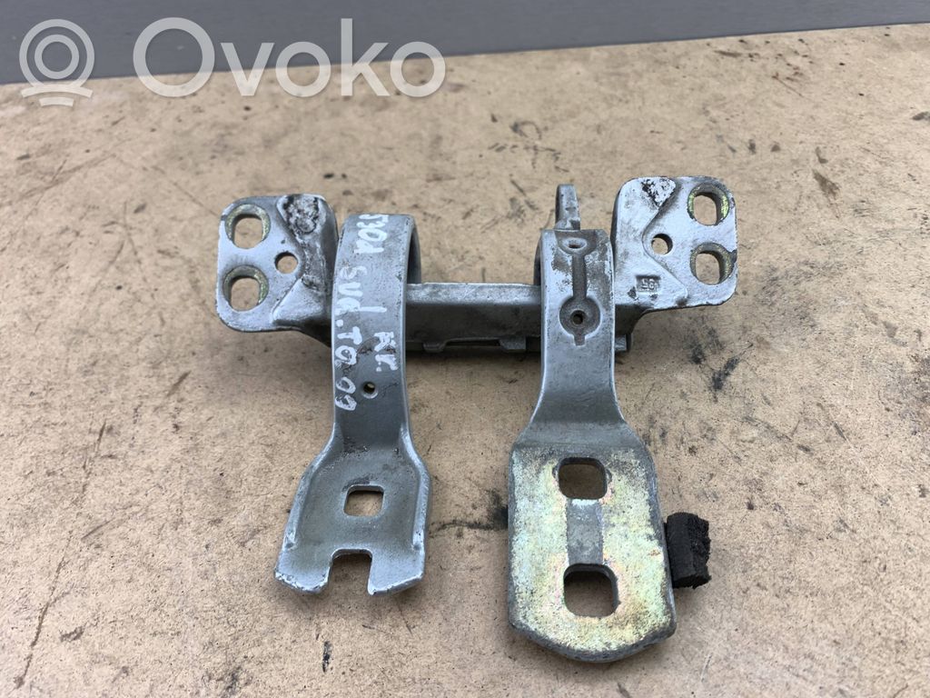 BMW 5 E39 Tailgate/trunk/boot hinge 
